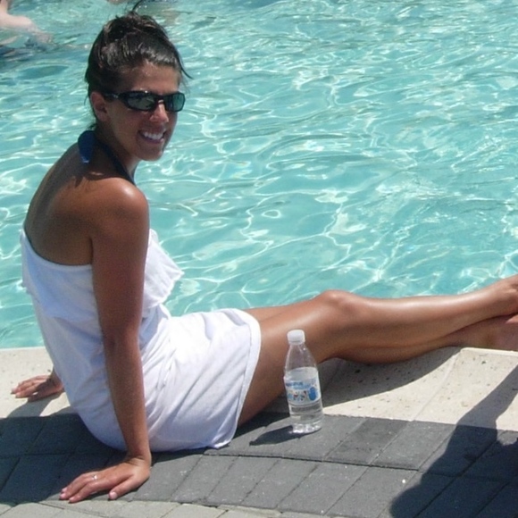 Welcome to my closet! I'm Anita💕🎀 - Picture 8 of 8